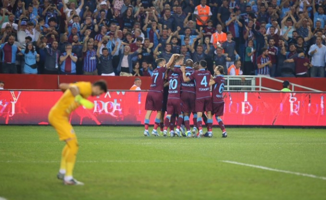 Sparta Prag'ı deviren Trabzonspor, UEFA'da play-off turuna yükseldi