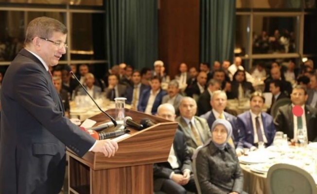 Davutoğlu ve Babacan'a AKP'den dikkat çeken destek!