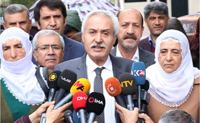 Görevden alınan Büyükşehir Belediye Başkanı konuştu: Bir darbe durumudur!