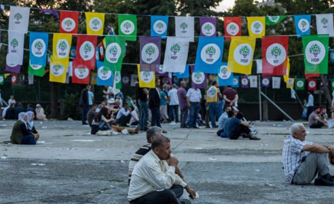 AKP'de 'kayyum' krizi: Partiye zarar vereceğini düşünüyorlar