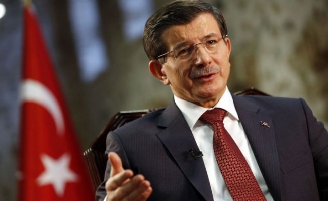 Abdullah Gül'e yakın isim Davutoğlu'nu hedef aldı: İnsan içine çıkamazlar
