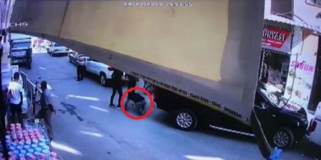 Uzman Onbaşıya sokak ortasında infaz