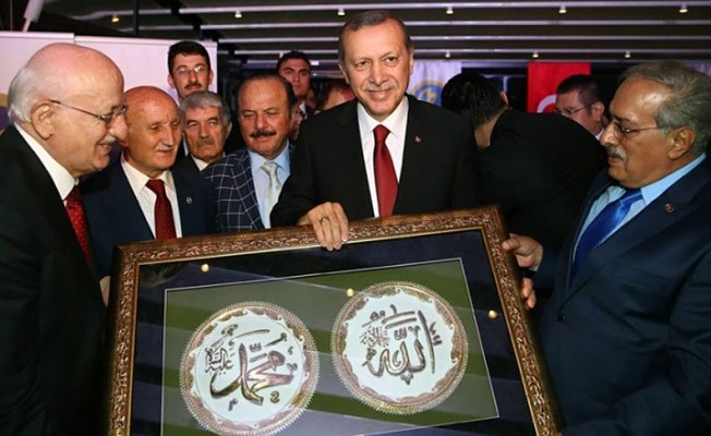 Erdoğan'ın kurucusu olduğu gerici vakıftan Mustafa Kemal Atatürk'e saldırı!