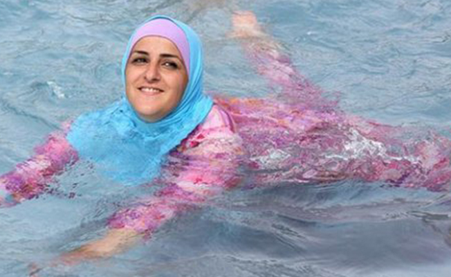 Havuza haşemayla giren kadınlara polis müdahalesi