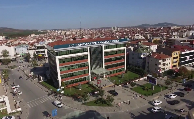 Akp'li belediye borca batıp bina sattı