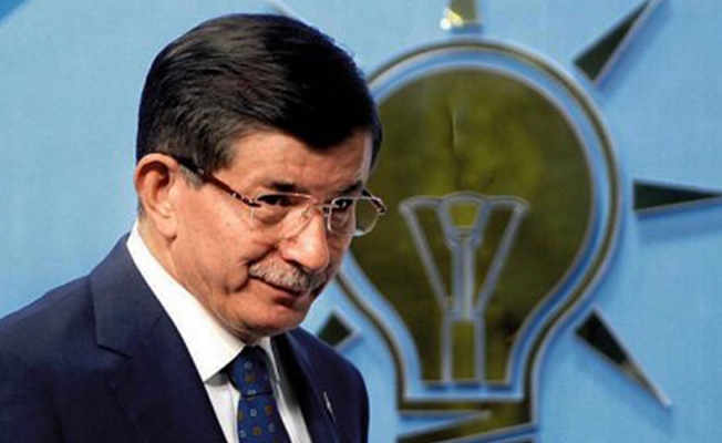 AKP'den Davutoğlu'na tepki: Kovulduktan sonra...