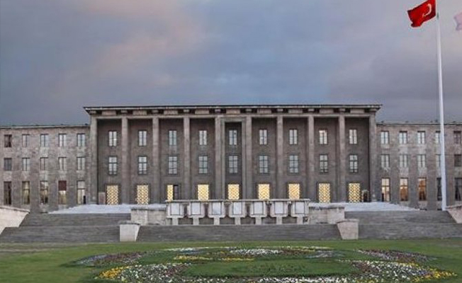 Skandal: TBMM'nin 'Görevde yükselme sınavı'nda yüksek puan alanları elediler