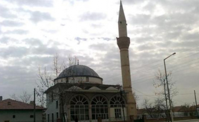 AKP'li belediye borca karşı cami satıyor