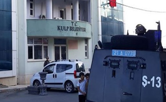 Diyarbakır Kulp Belediye Başkanı görevden uzaklaştırıldı