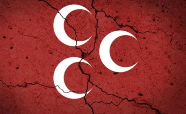 MHP'deki istifanın nedeni operasyon mu?