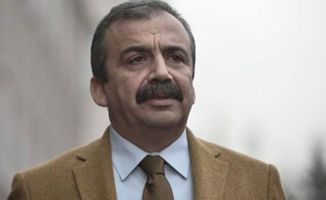 Sırrı Süreyya: Bizi buralara atanlar 'Keşke hiç atmasaymışız' diyecekler