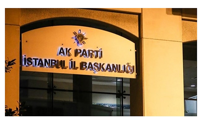 AKP'de 4 isim görevden alındı!