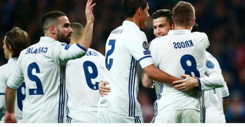 UEFA açıkladı! G.Saray ve F.Bahçe'ye kötü haber...