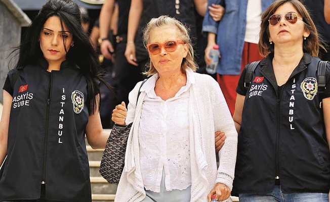 Nazlı Ilıcak: Sık sık sizi ve Emine Hanım'ı düşünüyorum