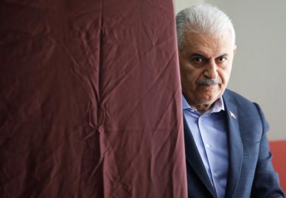 Deniz Zeyrek'ten bomba kulis: Binali Yıldırım Beştepe'ye taşınacak