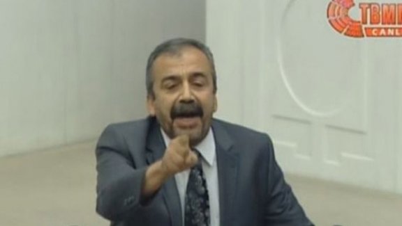 Sırrı Süreyya Önder: Bayram, seninle ayrı görüşeceğim