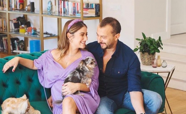 Hazal Kaya'dan sevenlerine jest