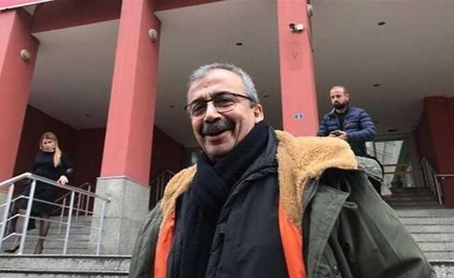 Sırrı Süreyya Önder tahliye oluyor: 'Almaya gidiyoruz'