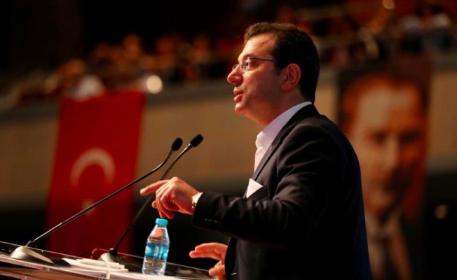 İmamoğlu 'sandalye' göndermesiyle güldürdü