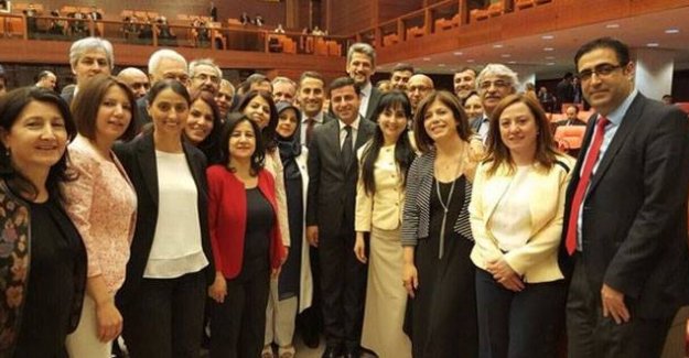 Dokunulmazlıkların kaldırılmasına HDP'den ilk açıklama