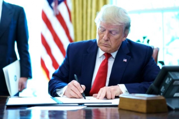 Trump, Türkiye'ye yönelik yaptırım listesini imzaladı