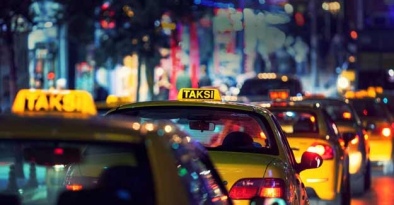 Lüks taksi geliyor: İndi-bindi 9,95