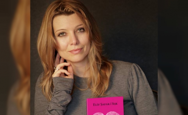 Netflix, Elif Şafak'ın 'Aşk' romanın haklarını aldığını duyurdu