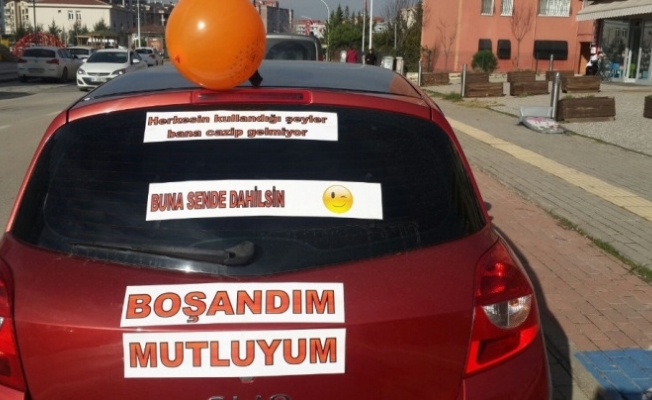 Boşanınca arabasını süsleyip tur attı: Darısı başınıza