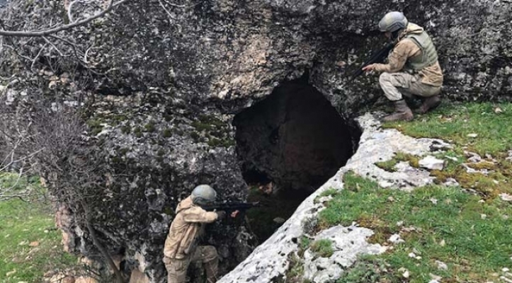 Kırmızı kategorideki 2 PKK'lı terörist yakalandı