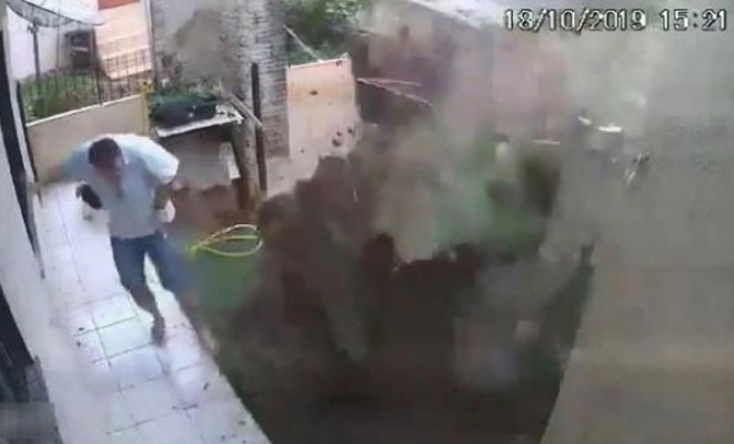 Amacı hamam böceklerini öldürmekti: Bahçesi havaya uçtu
