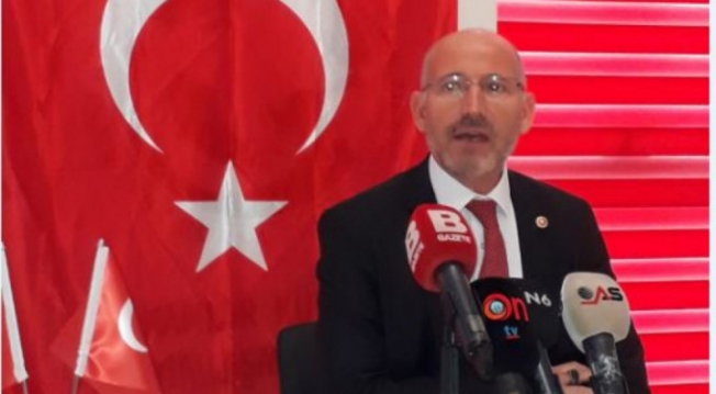 Eski Bursa Milletvekili Mustafa Öztürk AKP'den istifa ettiğini duyurdu