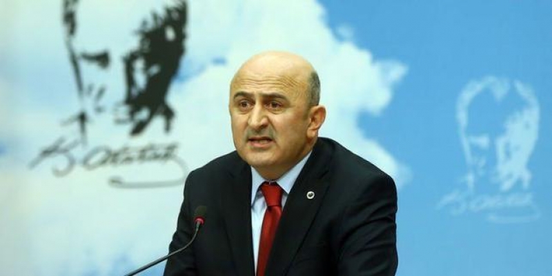 Eski YARSAV Başkanı Ömer Faruk Eminağaoğlu’na saldırı