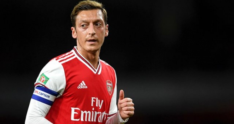 Unai Emery'den Mesut Özil açıklaması