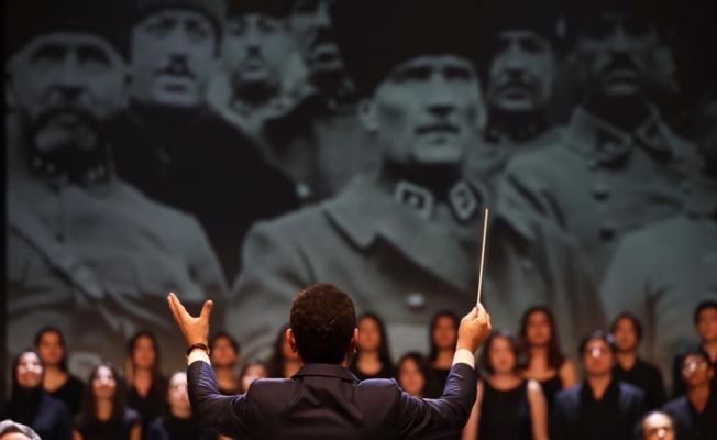 Cumhuriyet Marşı’nın orkestra şefi İmamoğlu