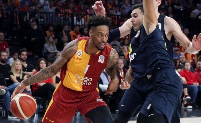 Fenerbahçe Beko ilk yenilgisini tattı; derbinin kazananı Galatasaray