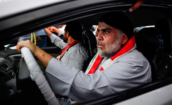 Şii lider Sadr, Necef'teki gösterilere katıldı
