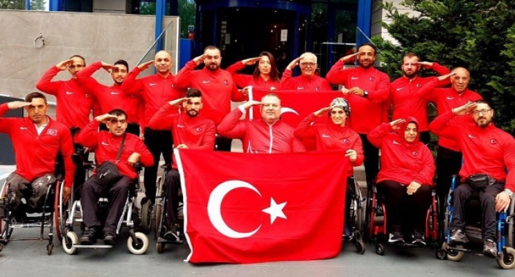 Dünya Bilek Güreşi Şampiyonası’nda 3 altın madalya