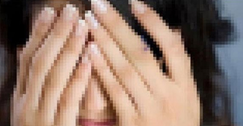 Hala tacizcisiyle aynı evde yaşıyor