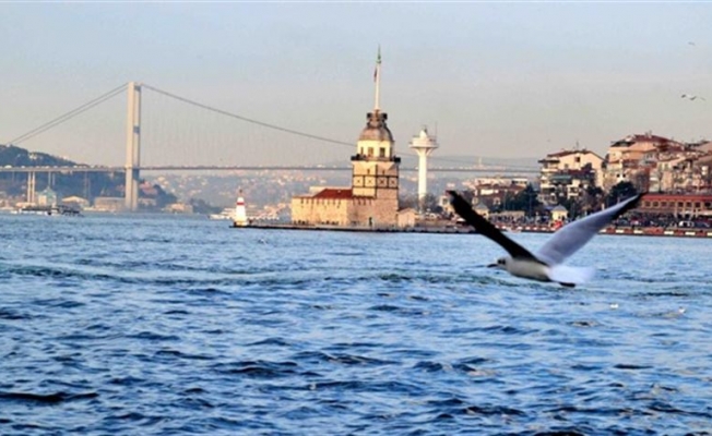 İstanbul Boğazı trafiğe kapatıldı