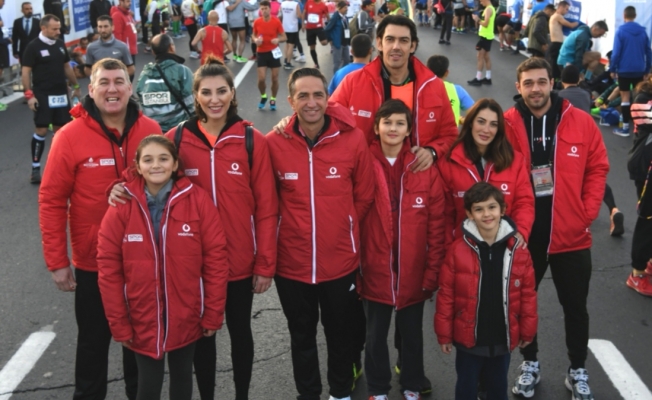 Vodafone İstanbul Maratonu’na ünlü akını