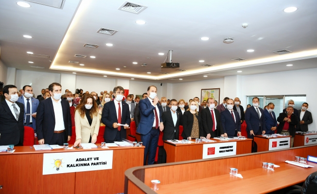 ‘Maskemi takarım, farkındalık yaratırım’