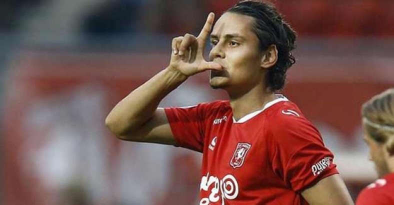Enes Ünal'dan olay hareket!