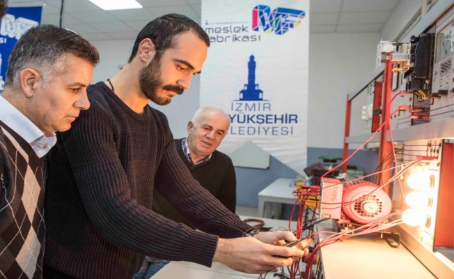 İşsizlere umut ‘Meslek Fabrikası‘