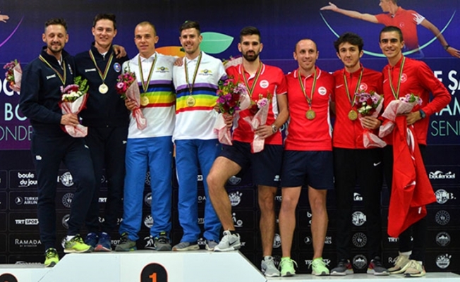 Bocce’de bronz madalya