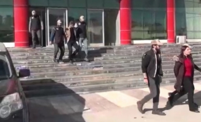 HDP'li belediye başkanı ve meclis üyesi tutuklandı