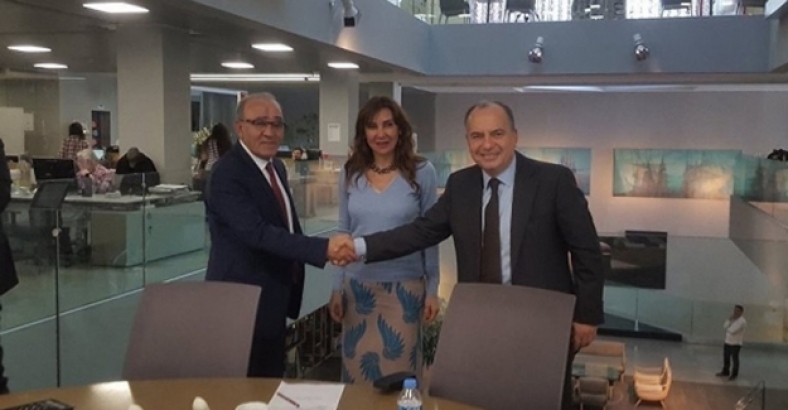 Fikret Bila'yı ilk hangi lider tebrik etti?