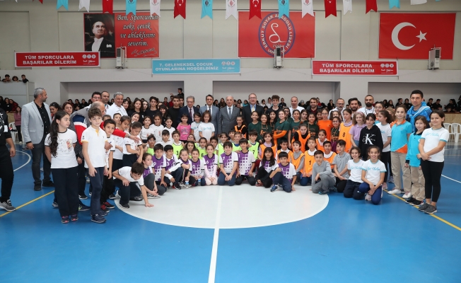 Ümraniye 7. Geleneksel Çocuk Oyunları Başladı