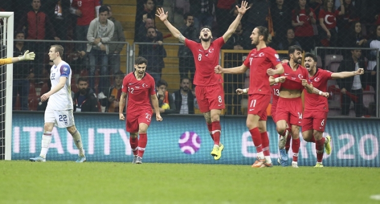 EURO 2020 Futbol Şampiyonası'ndayız