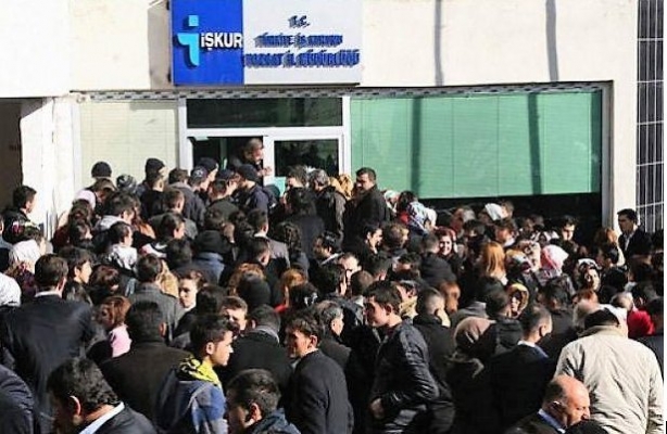 Genç nüfusta işsizlik yüzde 6 arttı