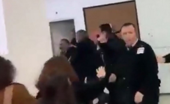 Ankara Üniversitesi'nde öğrencilere coplarla müdahale